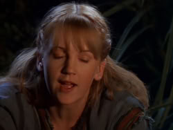 extant_XenaWarriorPrincess_1x01-SinsOfThePast_03608