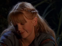 extant_XenaWarriorPrincess_1x01-SinsOfThePast_03618