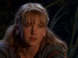 extant_XenaWarriorPrincess_1x01-SinsOfThePast_03626