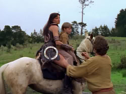 extant_XenaWarriorPrincess_1x02-ChariotsOfWar_00501