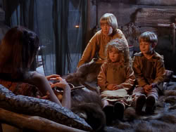 extant_XenaWarriorPrincess_1x02-ChariotsOfWar_01225