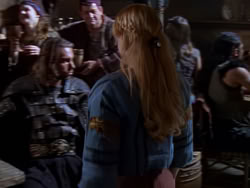 extant_XenaWarriorPrincess_1x02-ChariotsOfWar_01728