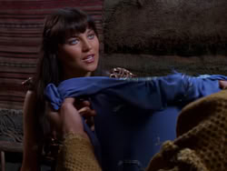 extant_XenaWarriorPrincess_1x02-ChariotsOfWar_02110