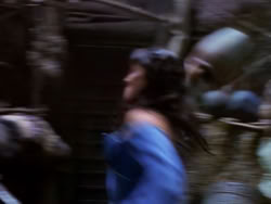 extant_XenaWarriorPrincess_1x02-ChariotsOfWar_02514