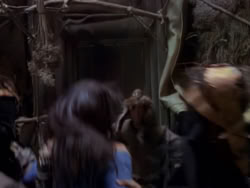 extant_XenaWarriorPrincess_1x02-ChariotsOfWar_02529
