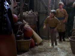 extant_XenaWarriorPrincess_1x02-ChariotsOfWar_02754