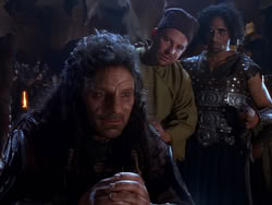 extant_XenaWarriorPrincess_1x02-ChariotsOfWar_02850