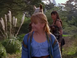 extant_XenaWarriorPrincess_1x02-ChariotsOfWar_03048