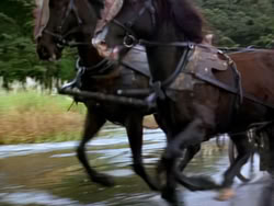 extant_XenaWarriorPrincess_1x02-ChariotsOfWar_03081