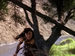 extant_XenaWarriorPrincess_1x02-ChariotsOfWar_03216