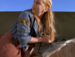 extant_XenaWarriorPrincess_1x02-ChariotsOfWar_03337