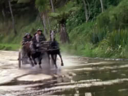 extant_XenaWarriorPrincess_1x02-ChariotsOfWar_03353