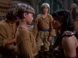 extant_XenaWarriorPrincess_1x02-ChariotsOfWar_03918