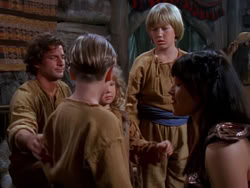 extant_XenaWarriorPrincess_1x02-ChariotsOfWar_03928