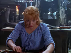 extant_XenaWarriorPrincess_1x03_Dreamworker_00553