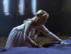 extant_XenaWarriorPrincess_1x03_Dreamworker_00942