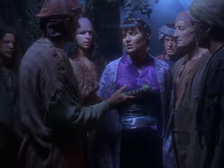 extant_XenaWarriorPrincess_1x03_Dreamworker_01600