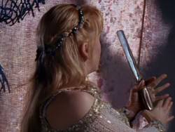 extant_XenaWarriorPrincess_1x03_Dreamworker_01895