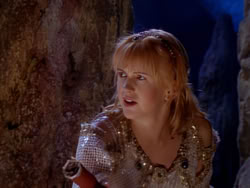 extant_XenaWarriorPrincess_1x03_Dreamworker_02402