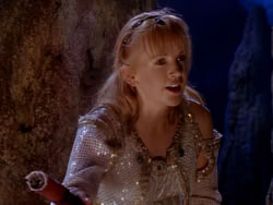 extant_XenaWarriorPrincess_1x03_Dreamworker_02410