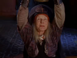 extant_XenaWarriorPrincess_1x04_CradleOfHope_00033