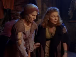 extant_XenaWarriorPrincess_1x04_CradleOfHope_00212