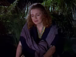 extant_XenaWarriorPrincess_1x04_CradleOfHope_00232