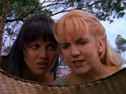 extant_XenaWarriorPrincess_1x04_CradleOfHope_00451