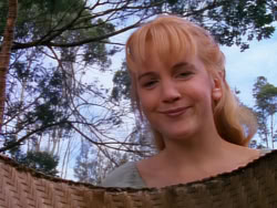 extant_XenaWarriorPrincess_1x04_CradleOfHope_00464