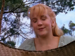 extant_XenaWarriorPrincess_1x04_CradleOfHope_00465