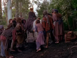 extant_XenaWarriorPrincess_1x04_CradleOfHope_00654