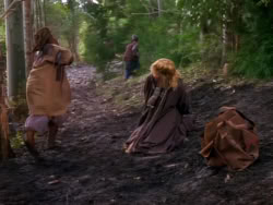 extant_XenaWarriorPrincess_1x04_CradleOfHope_00735