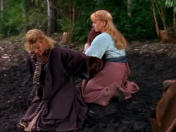 extant_XenaWarriorPrincess_1x04_CradleOfHope_00747