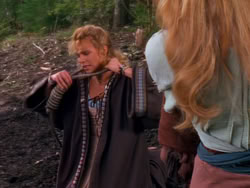 extant_XenaWarriorPrincess_1x04_CradleOfHope_00760
