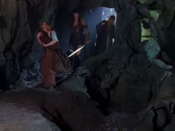 extant_XenaWarriorPrincess_1x04_CradleOfHope_00807
