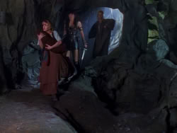extant_XenaWarriorPrincess_1x04_CradleOfHope_00809