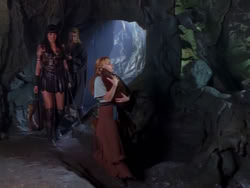 extant_XenaWarriorPrincess_1x04_CradleOfHope_00812