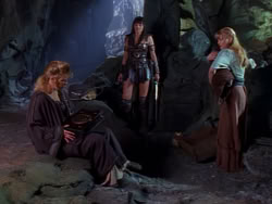 extant_XenaWarriorPrincess_1x04_CradleOfHope_00836