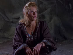 extant_XenaWarriorPrincess_1x04_CradleOfHope_00842