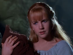 extant_XenaWarriorPrincess_1x04_CradleOfHope_00851