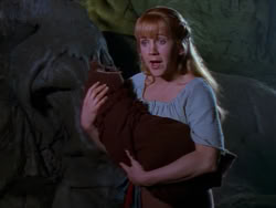 extant_XenaWarriorPrincess_1x04_CradleOfHope_00870