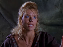extant_XenaWarriorPrincess_1x04_CradleOfHope_00875