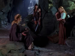extant_XenaWarriorPrincess_1x04_CradleOfHope_00883