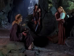 extant_XenaWarriorPrincess_1x04_CradleOfHope_00884