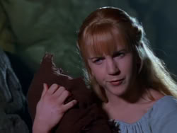 extant_XenaWarriorPrincess_1x04_CradleOfHope_00888