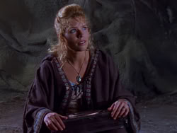 extant_XenaWarriorPrincess_1x04_CradleOfHope_00892