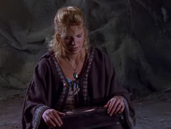 extant_XenaWarriorPrincess_1x04_CradleOfHope_00893