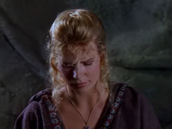 extant_XenaWarriorPrincess_1x04_CradleOfHope_00907