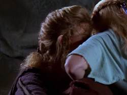 extant_XenaWarriorPrincess_1x04_CradleOfHope_00958