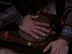extant_XenaWarriorPrincess_1x04_CradleOfHope_01138